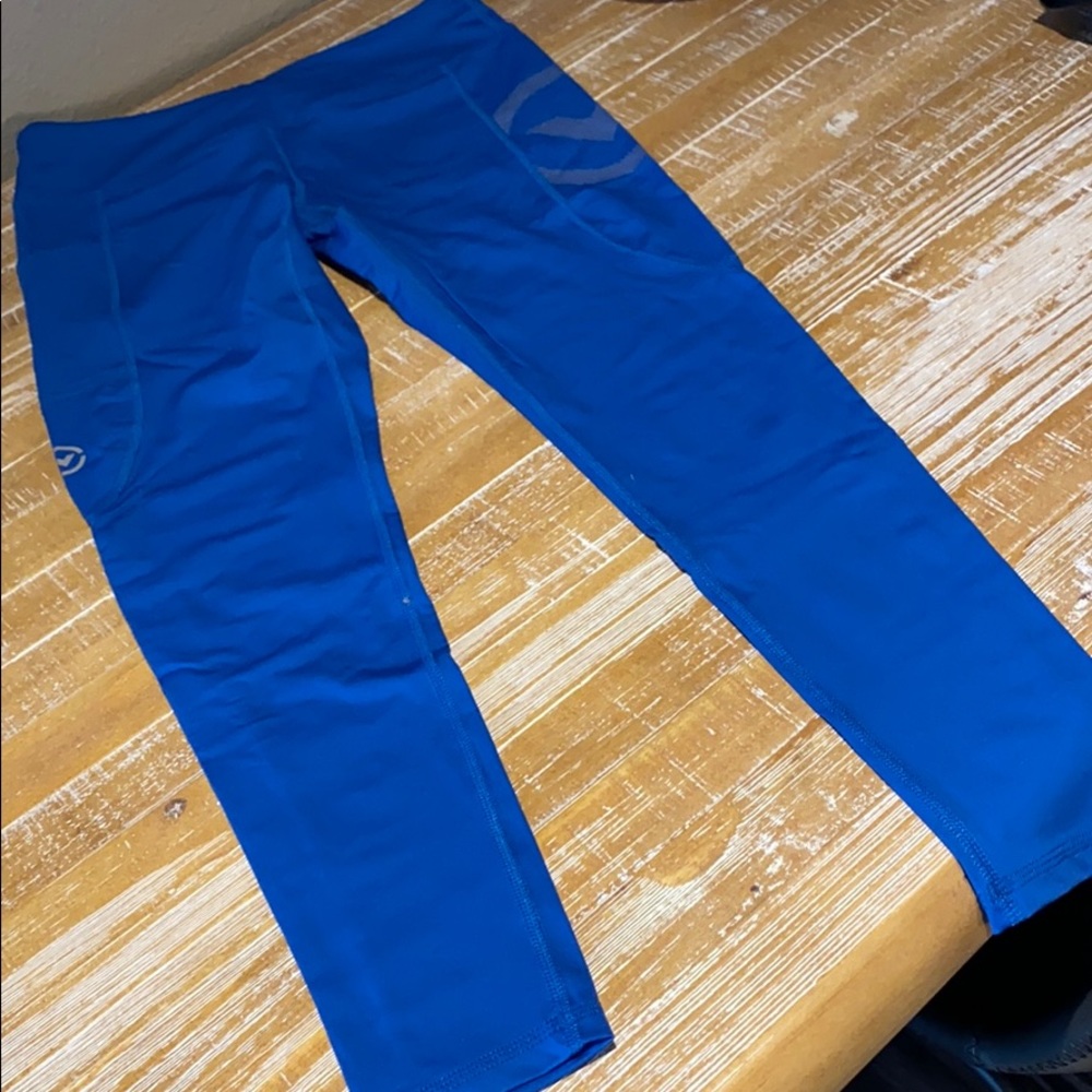 Virus Leggings